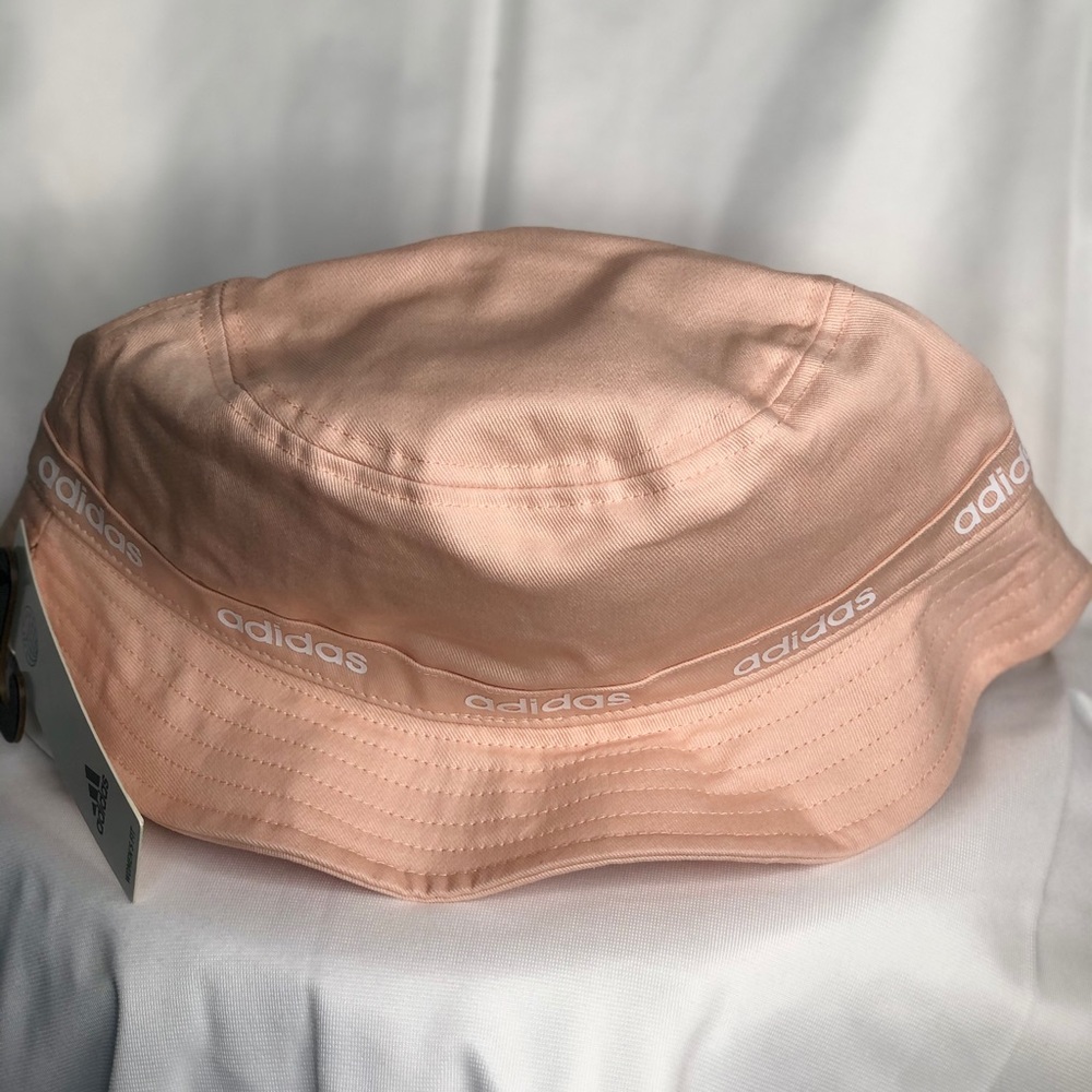 Adidas bucket hat